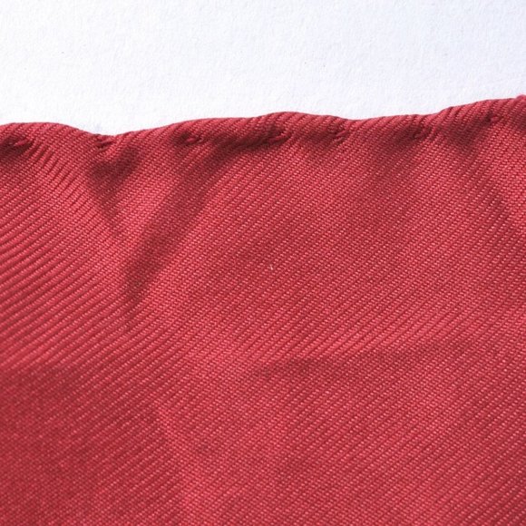 Authentic HERMES Scarf "Eperon D'or" Silk Red - Picture 12 of 16